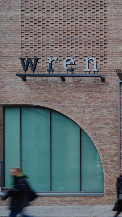 wren entrance with bikes